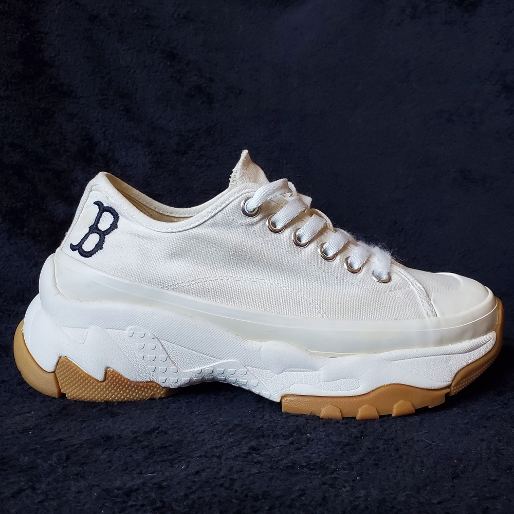 MLB Korea Chunky Row Boston Red Sox Women's Size 8